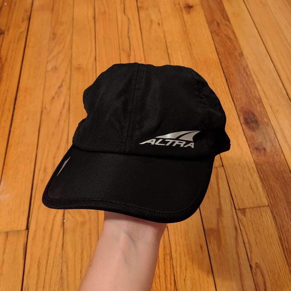 Altra Tech Hat